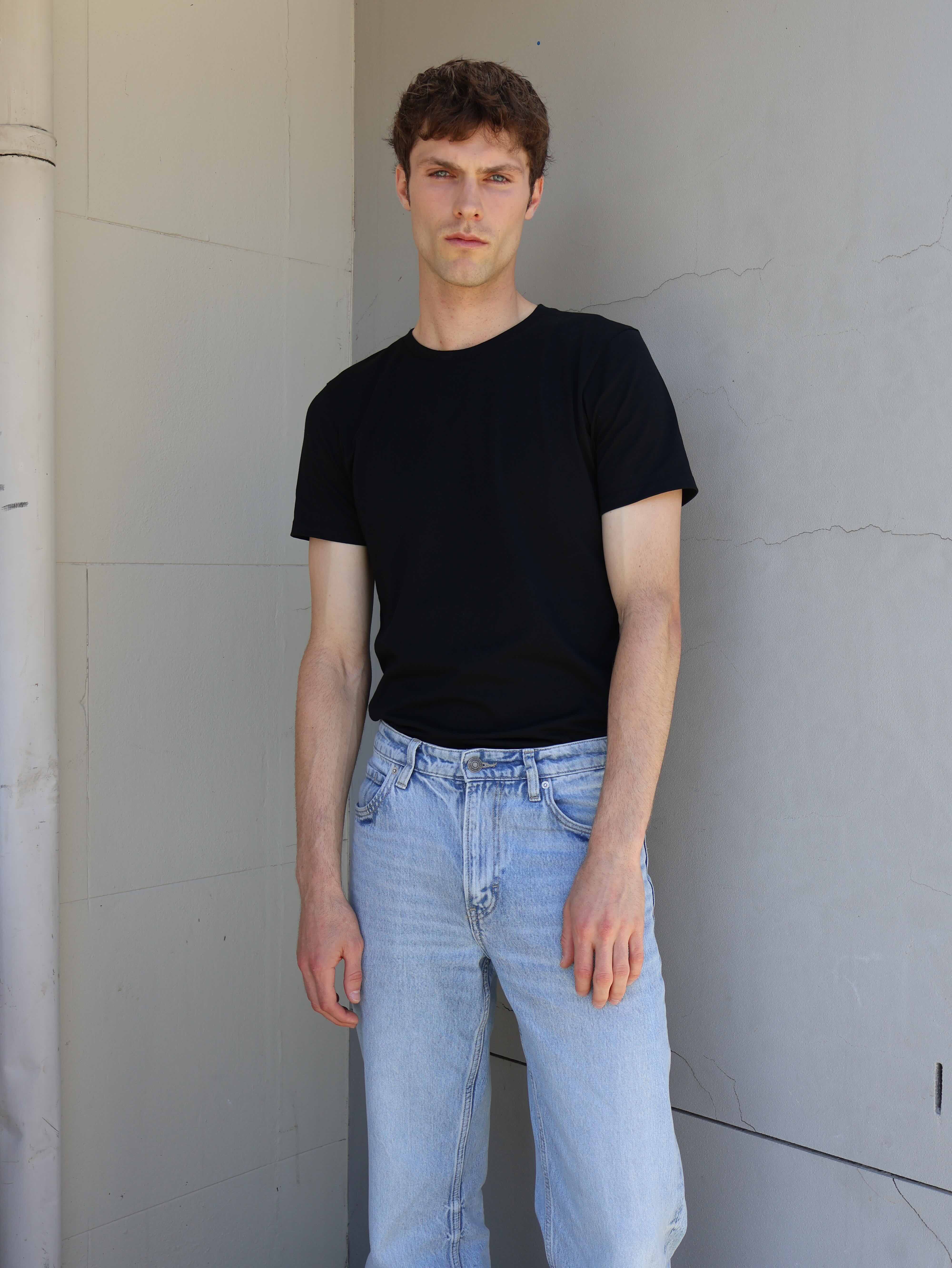 Model Image 4