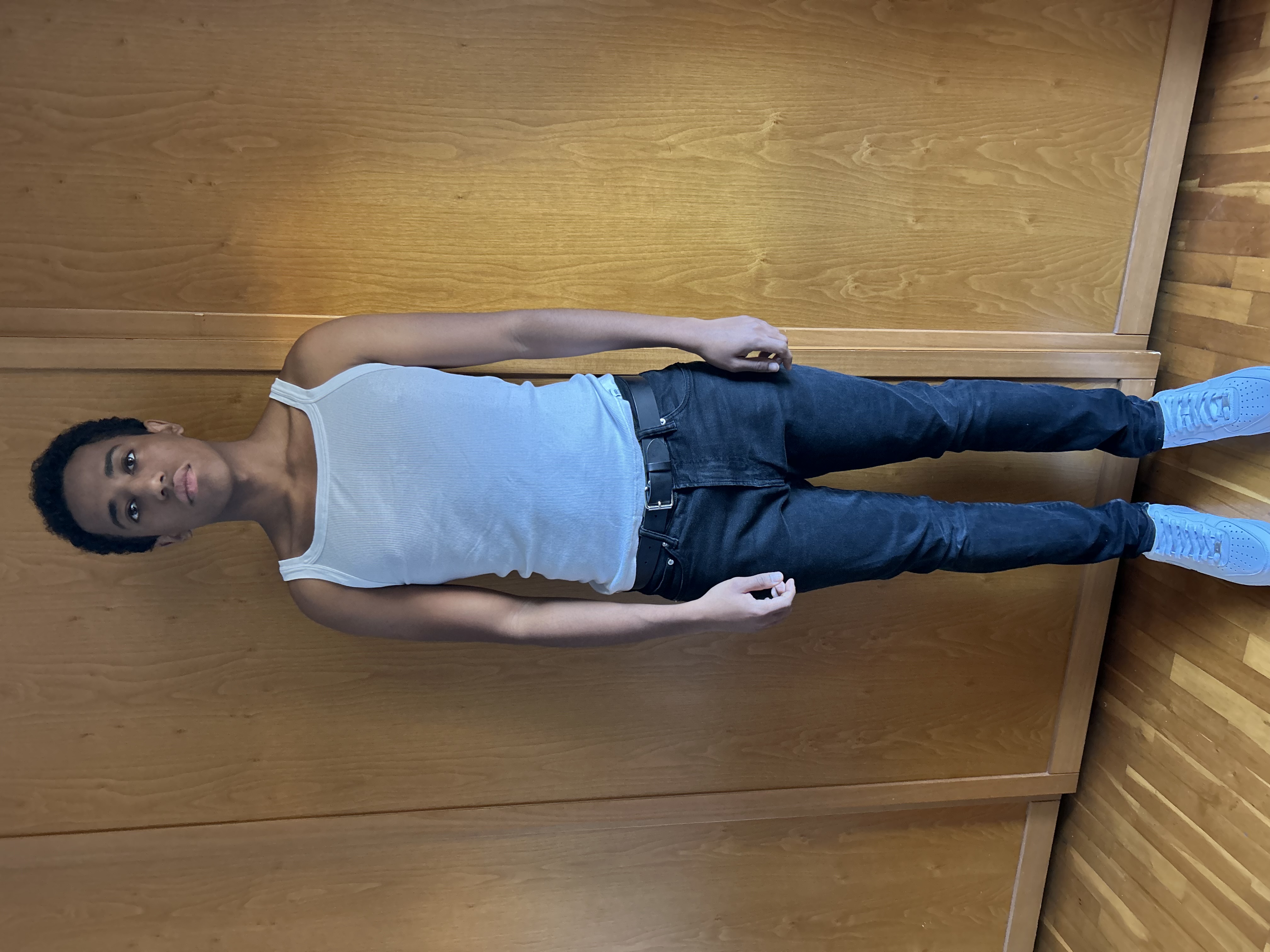 Model Image 2
