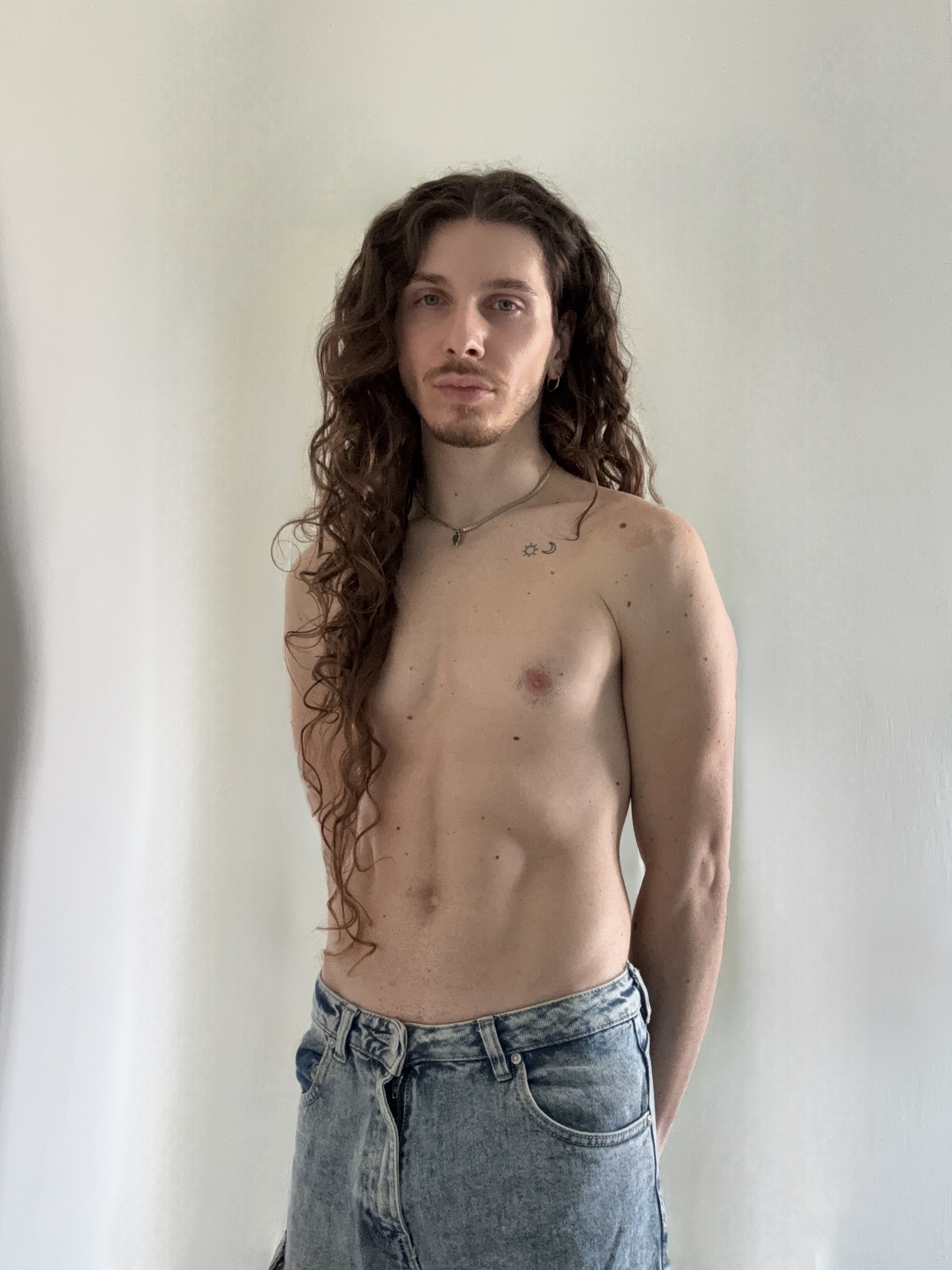 Model Image 4