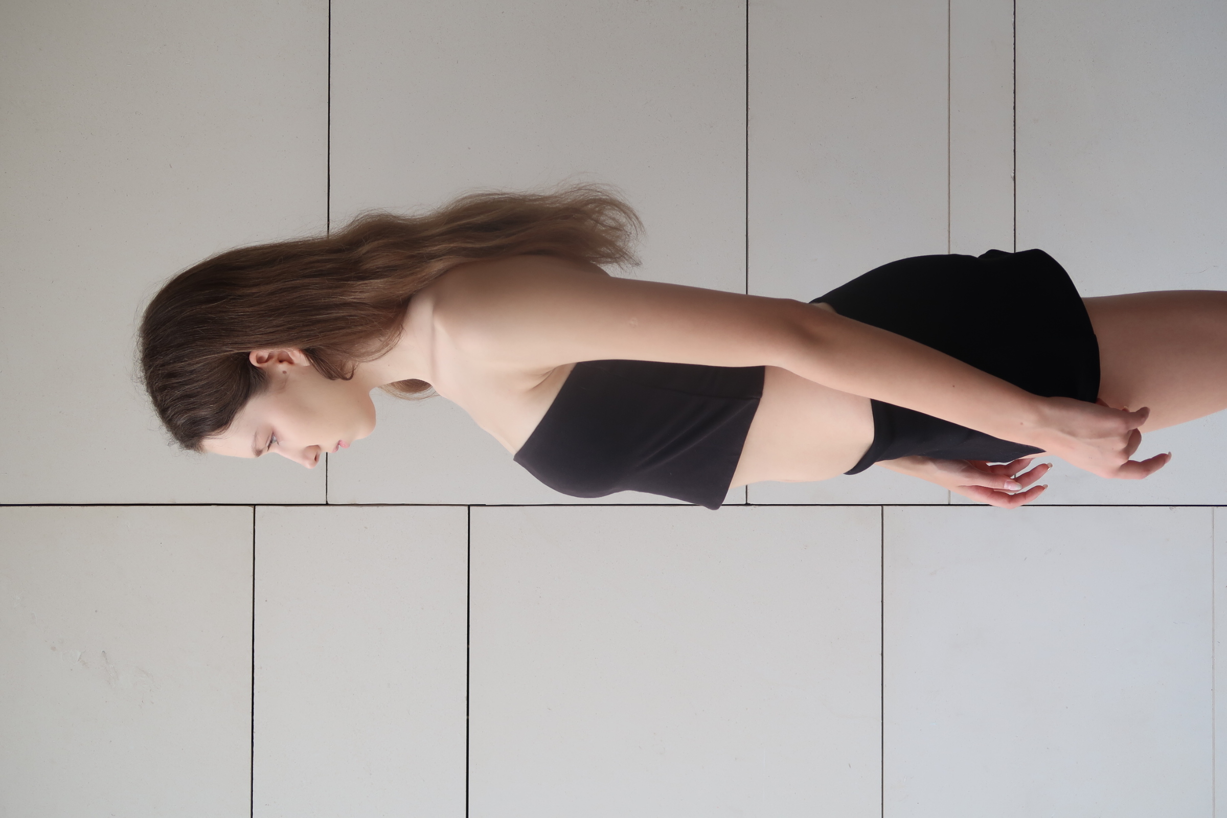 Model Image 4