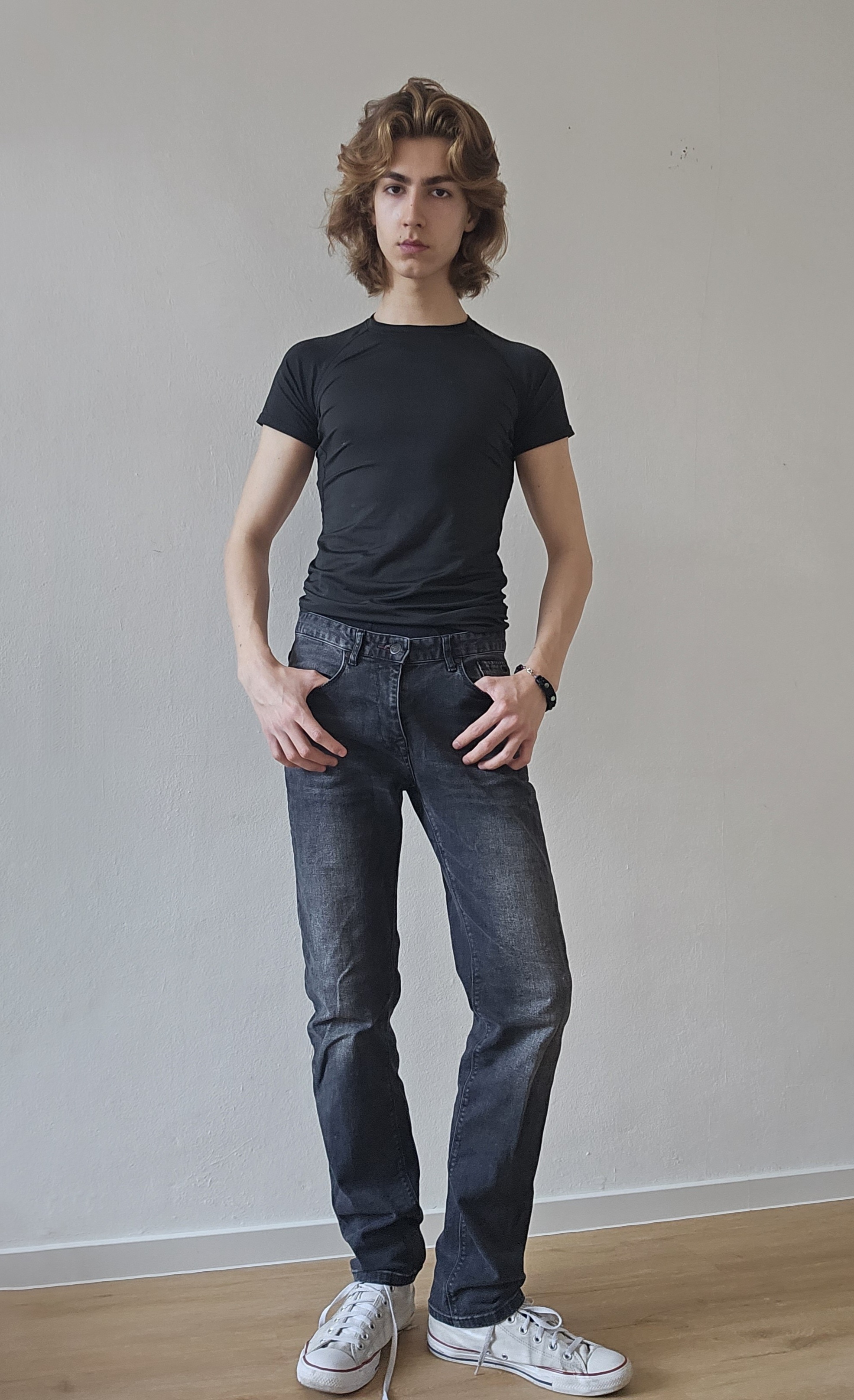 Model Image 2
