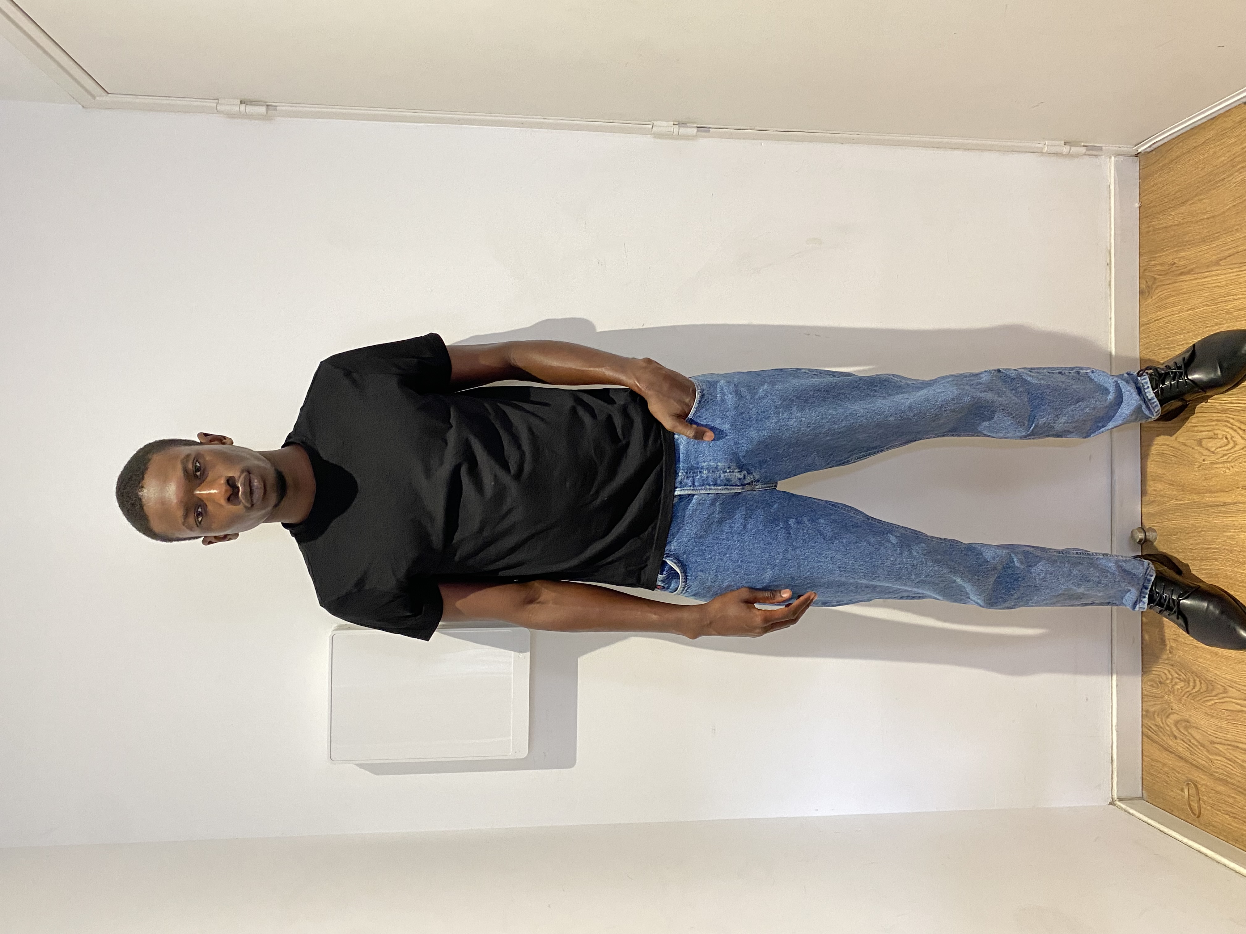 Model Image 2