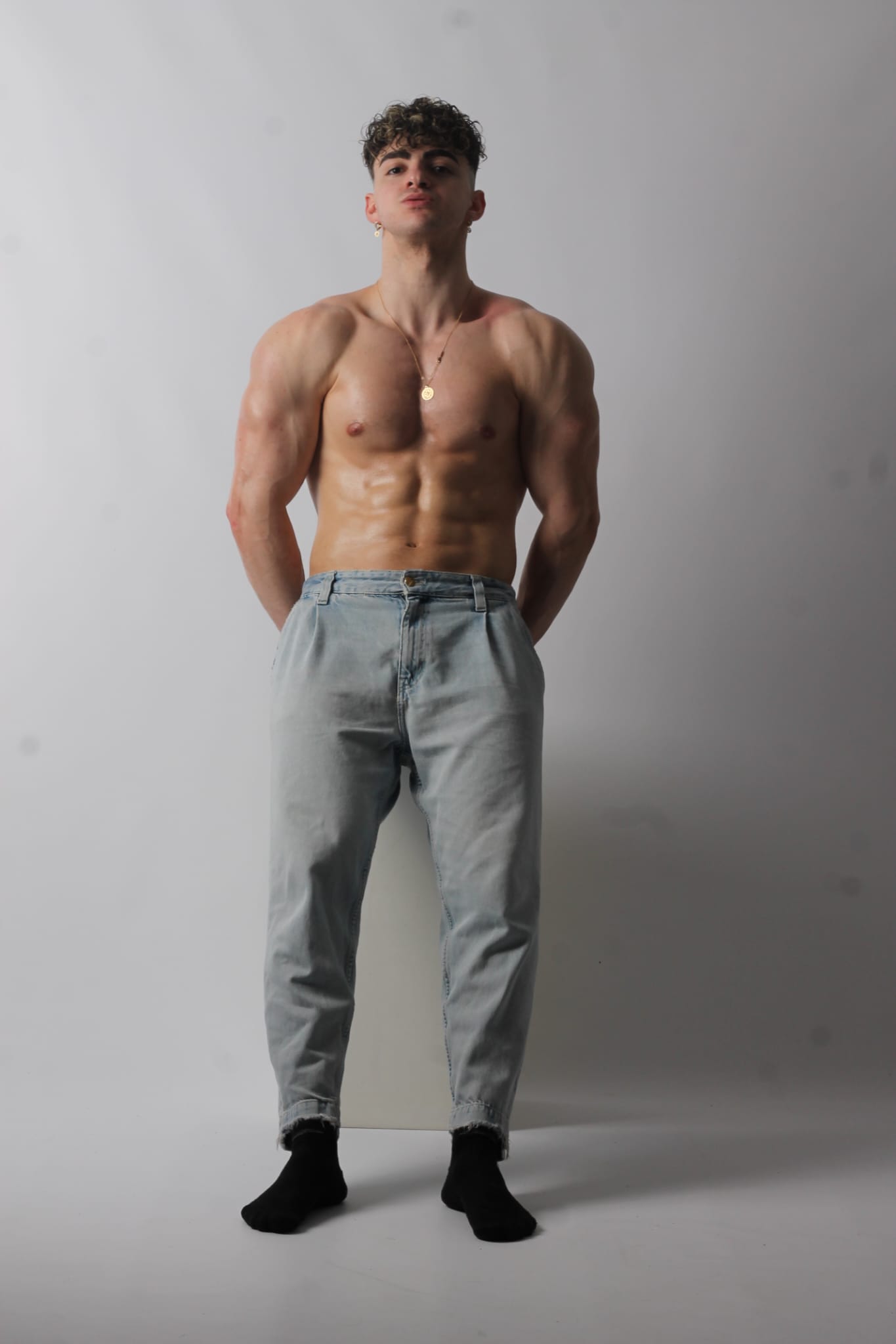 Model Image 2