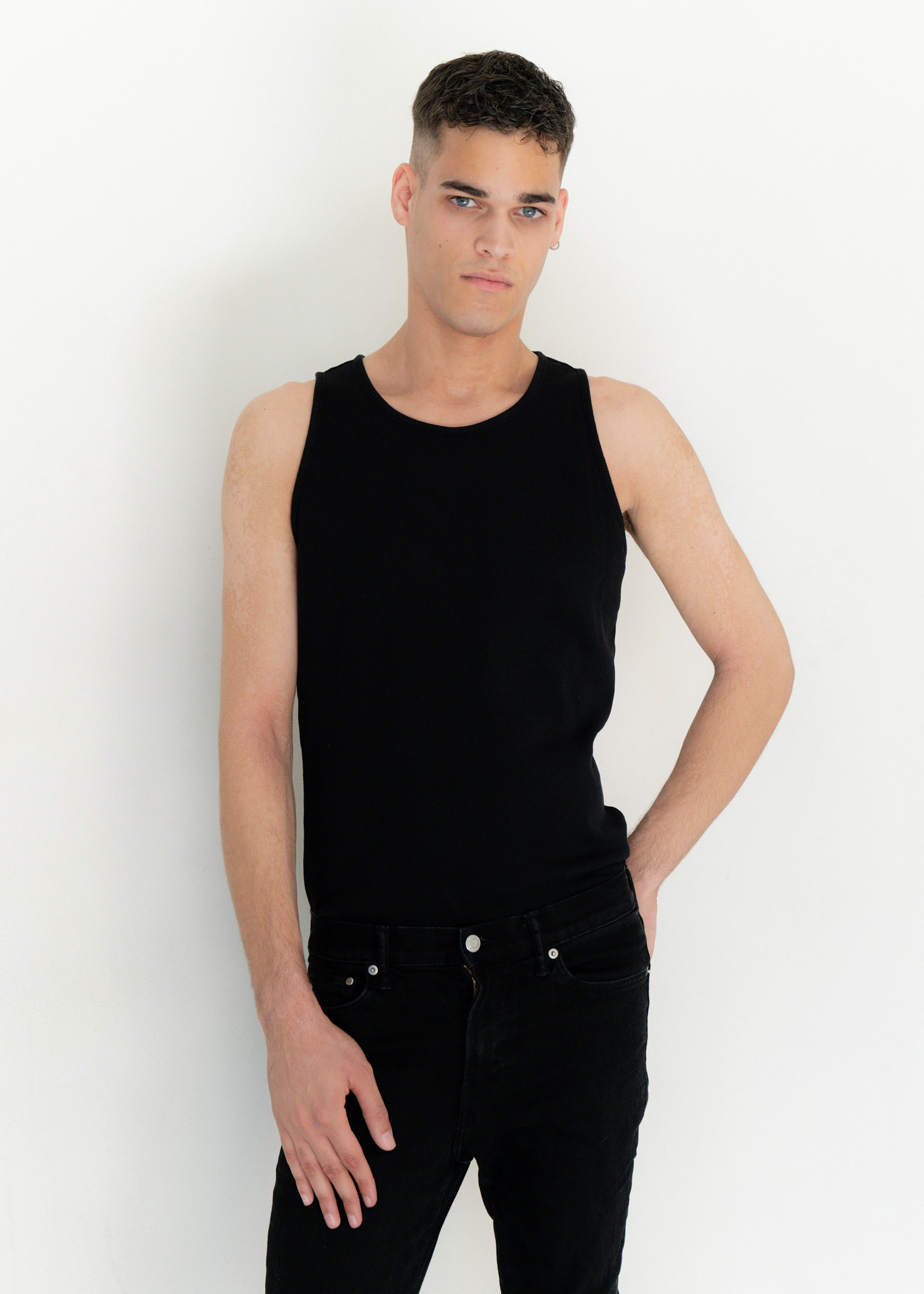 Model Image 4