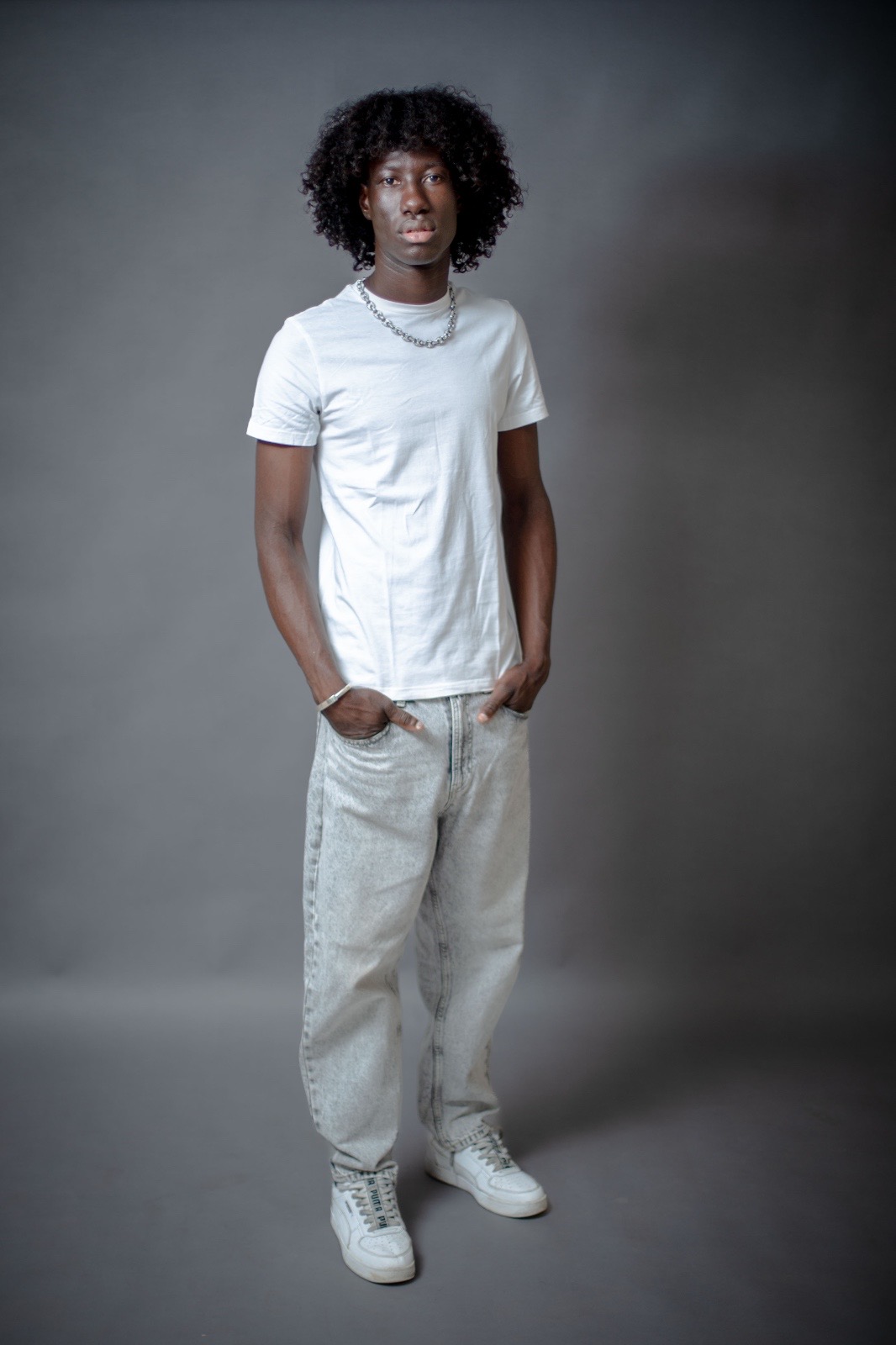 Model Image 4
