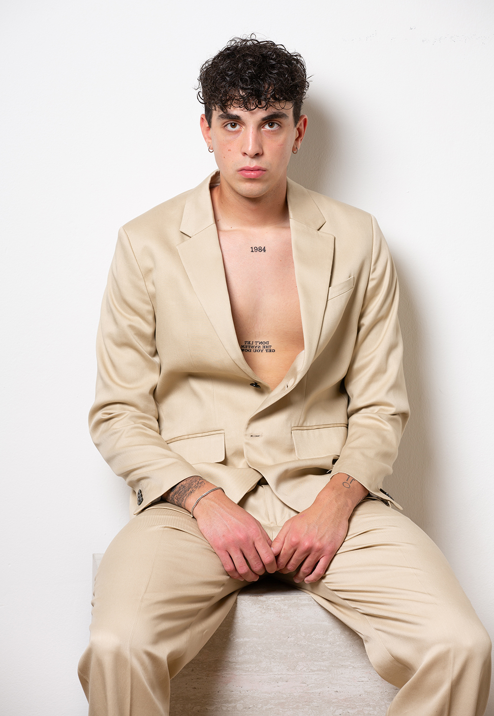 Model Image 4