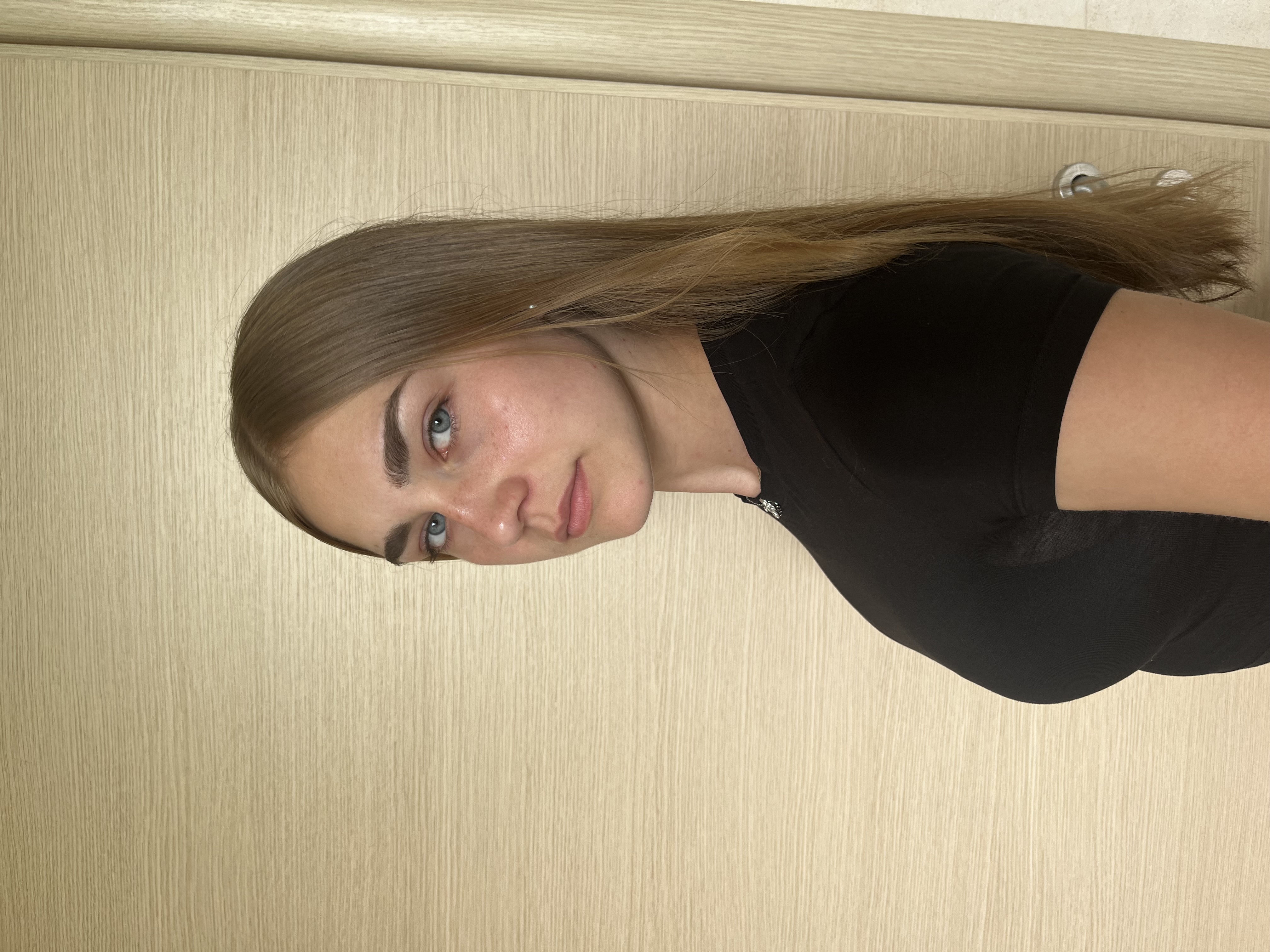 Model Image 3