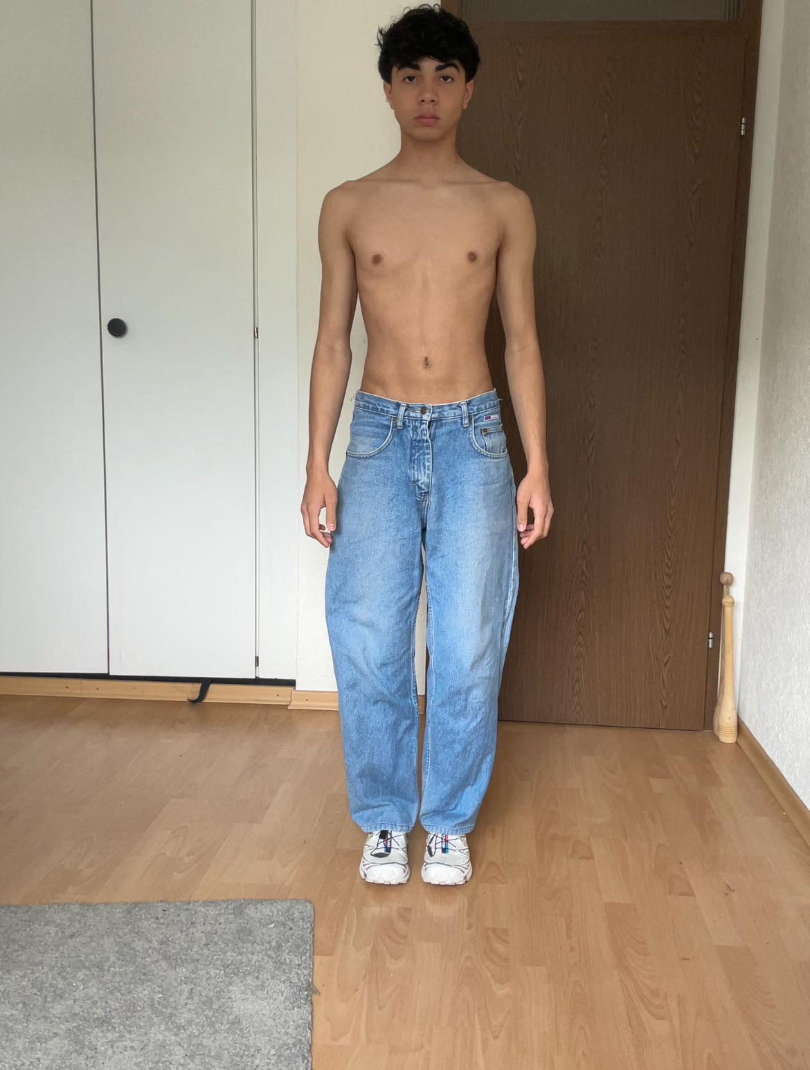 Model Image 2