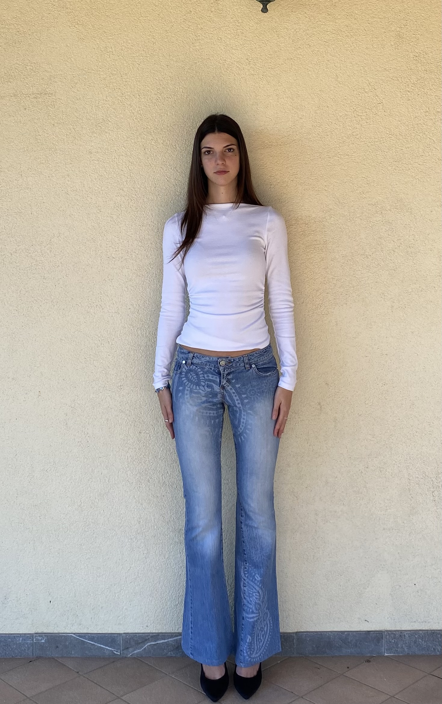 Model Image 2