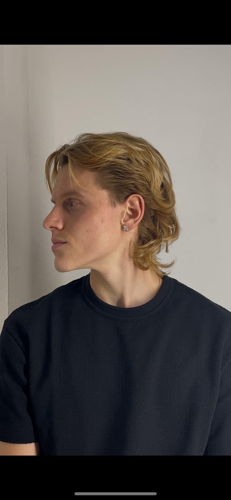 Model Image 4
