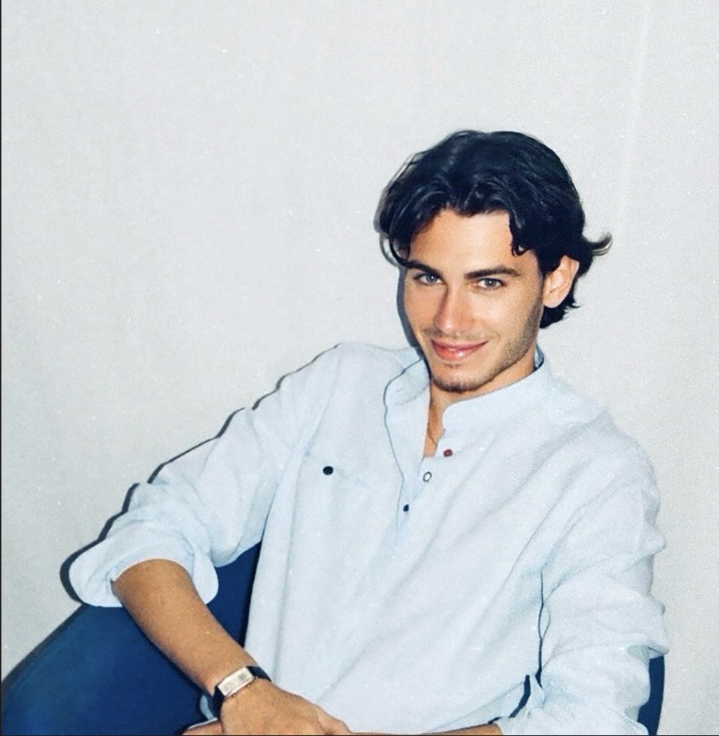 Model Image 3