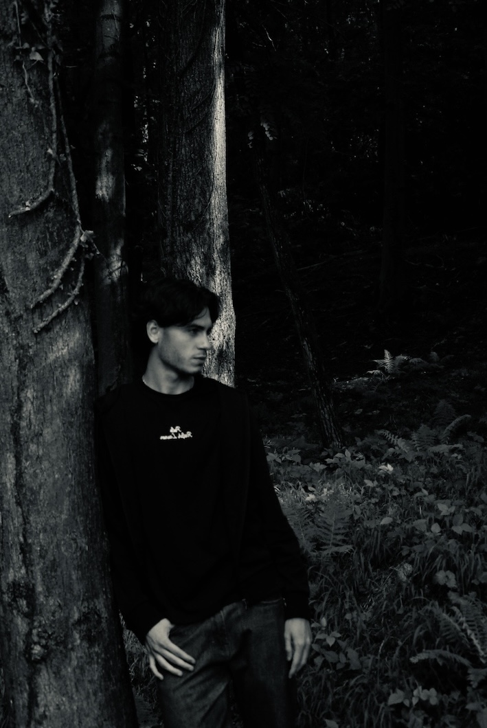 Model Image 4