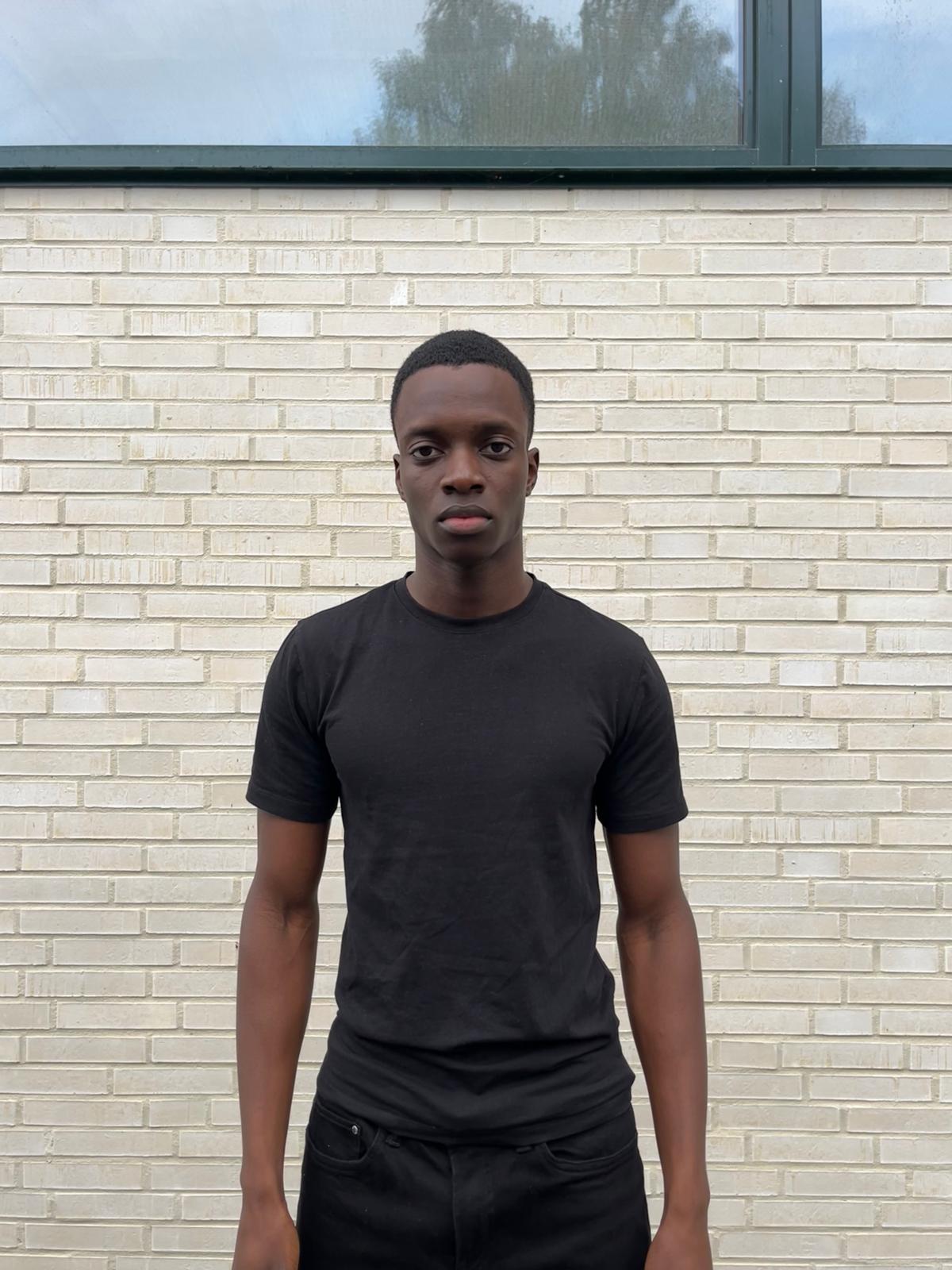 Model Image 4
