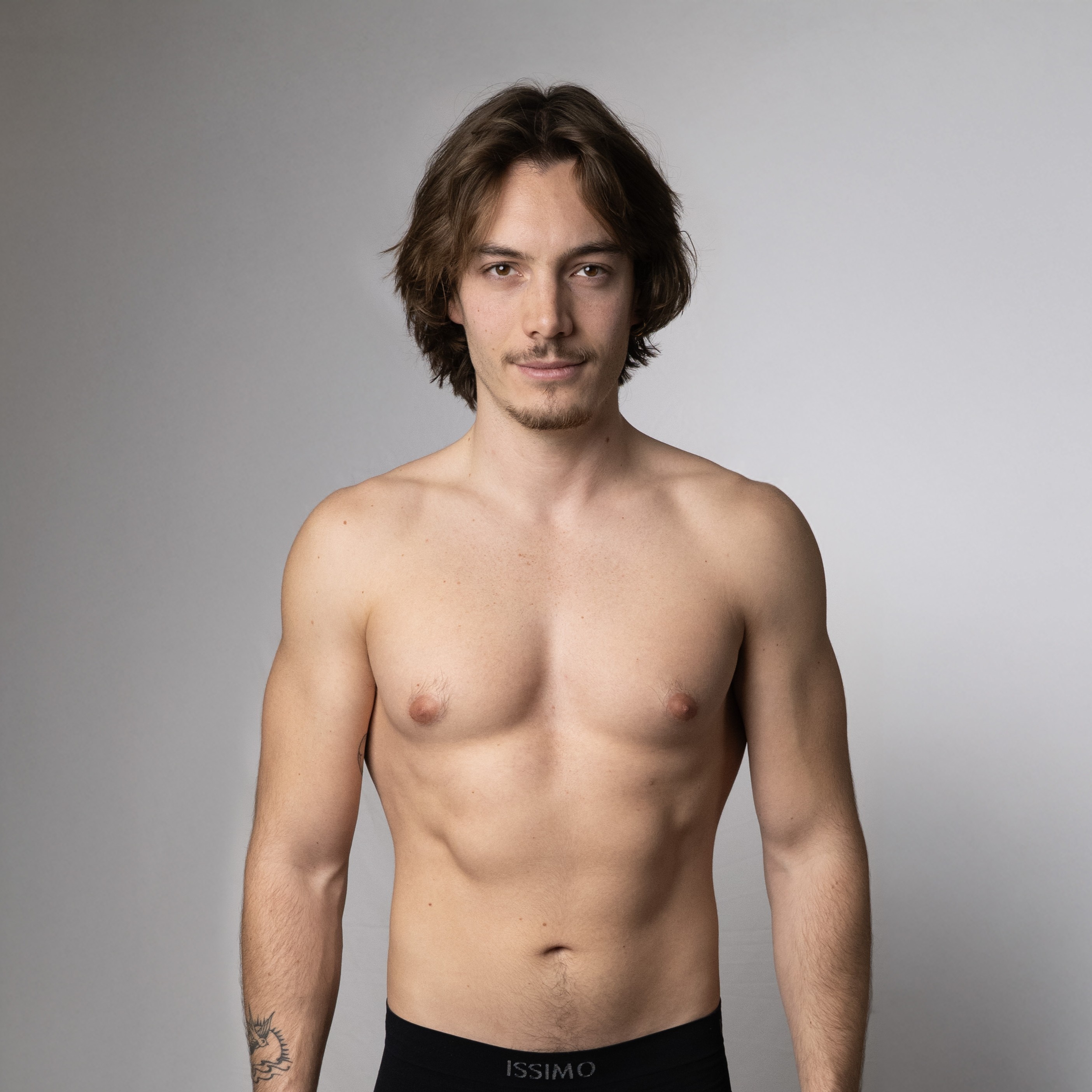 Model Image 4