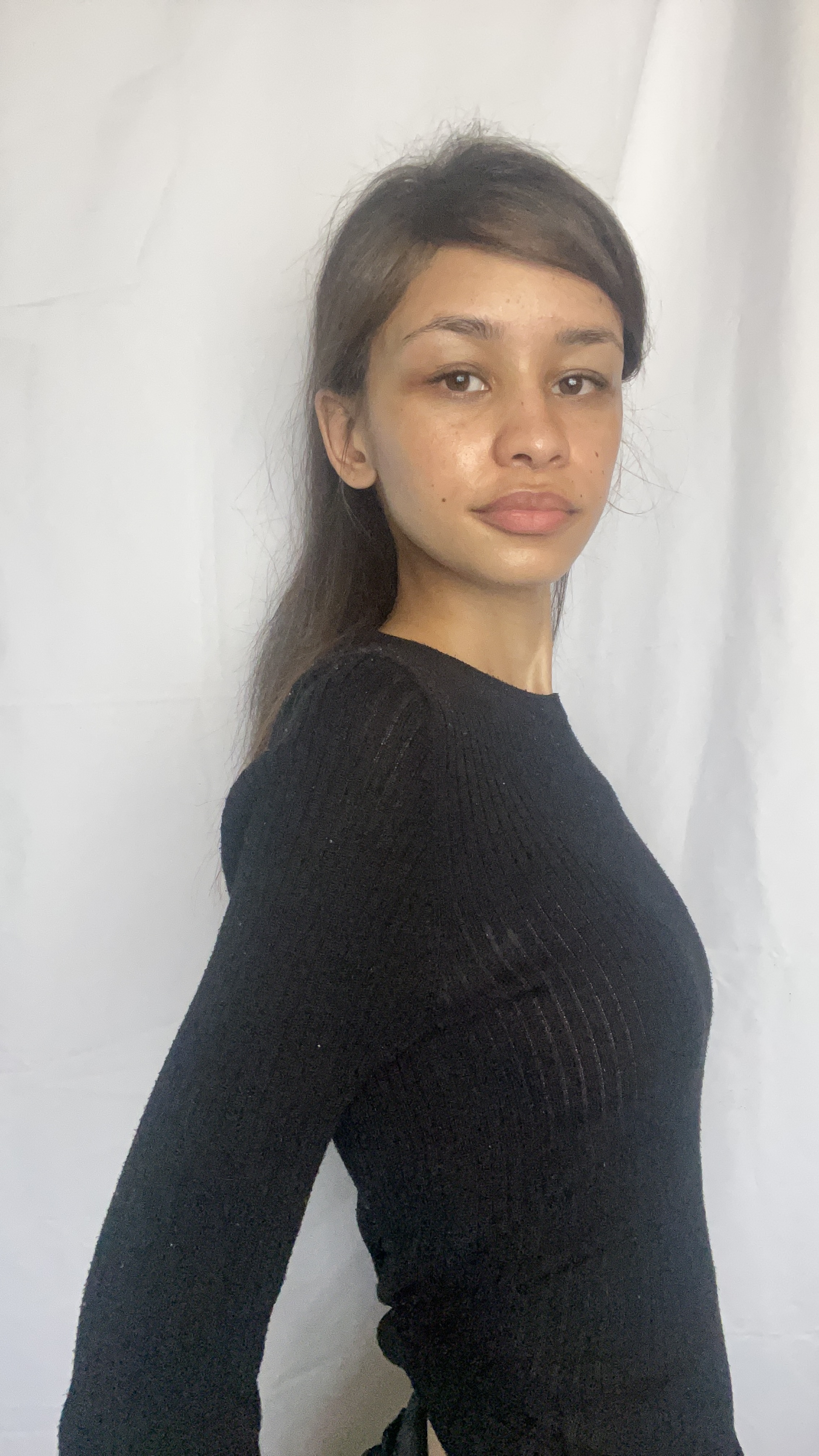 Model Image 3