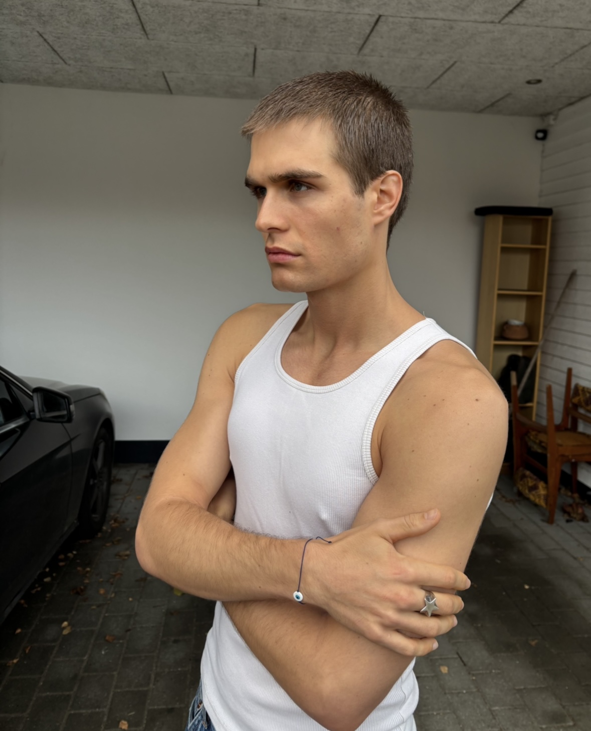Model Image 4