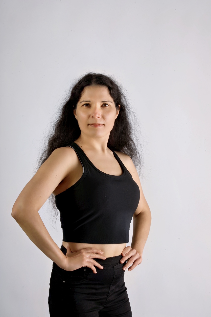 Model Image 4