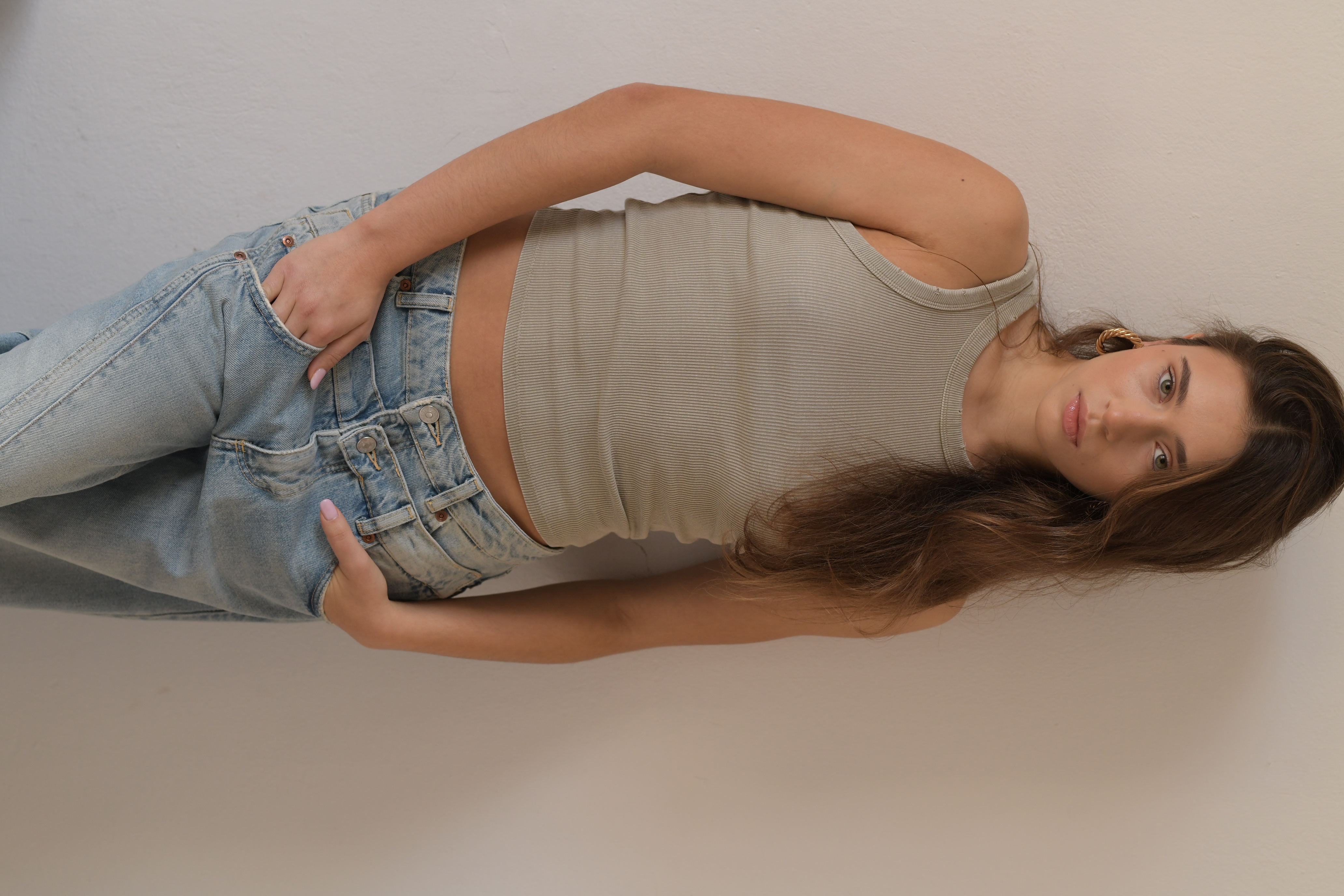 Model Image 4